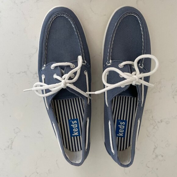 Keds Charter Nautical Casual Slip On Canvas Deck Shoes Blue + White Sz 7.5 - Picture 2 of 11